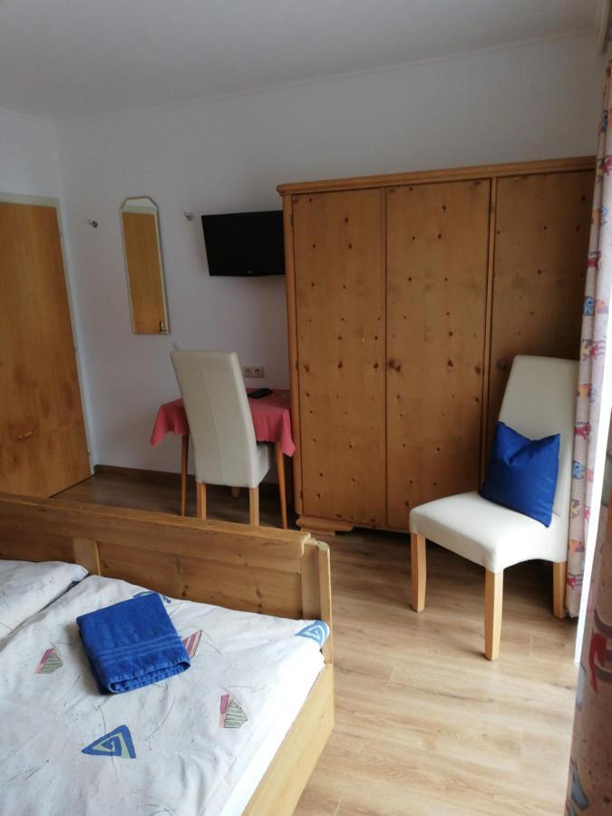 Haus Seppi Ξενοδοχείο Neukirchen am Großvenediger Εξωτερικό φωτογραφία